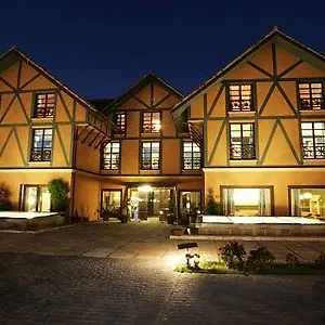 Aisia Museo Hotel Derio
